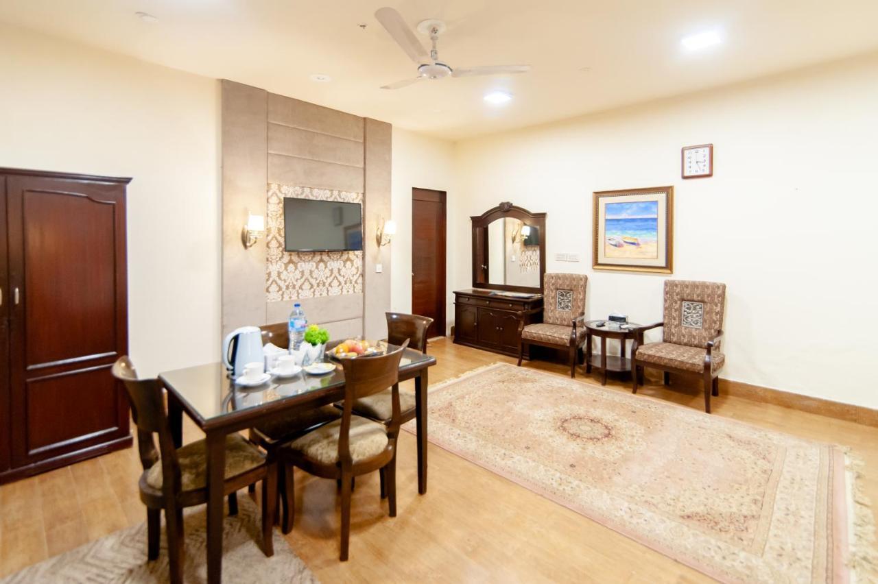 Shelton Guest House Islamabad Bagian luar foto