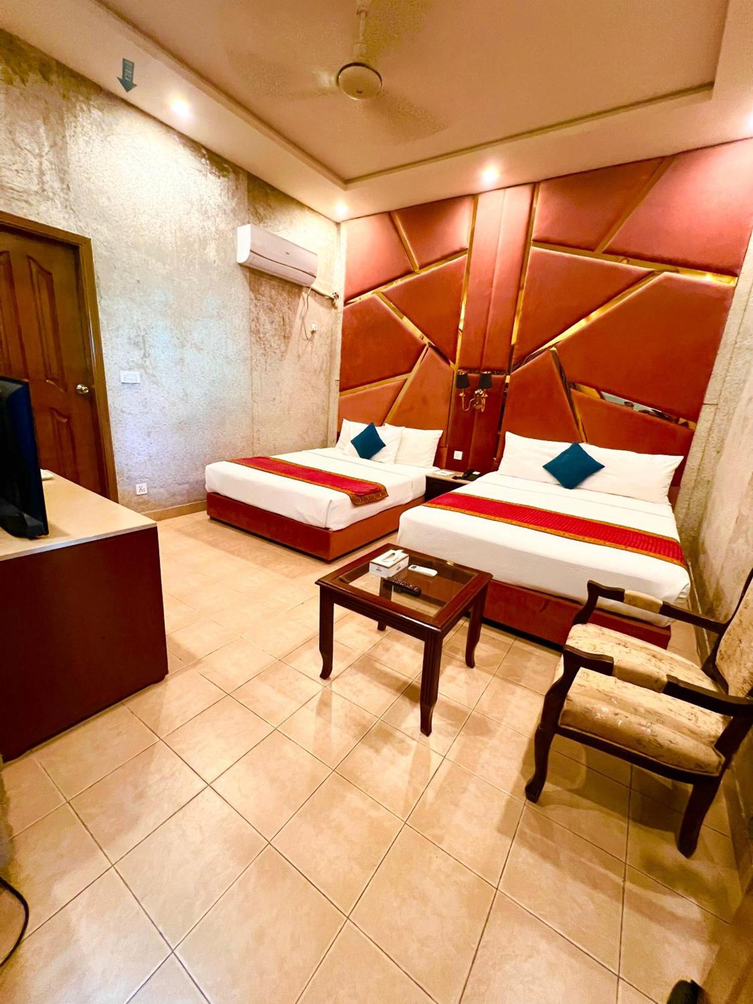 Shelton Guest House Islamabad Bagian luar foto