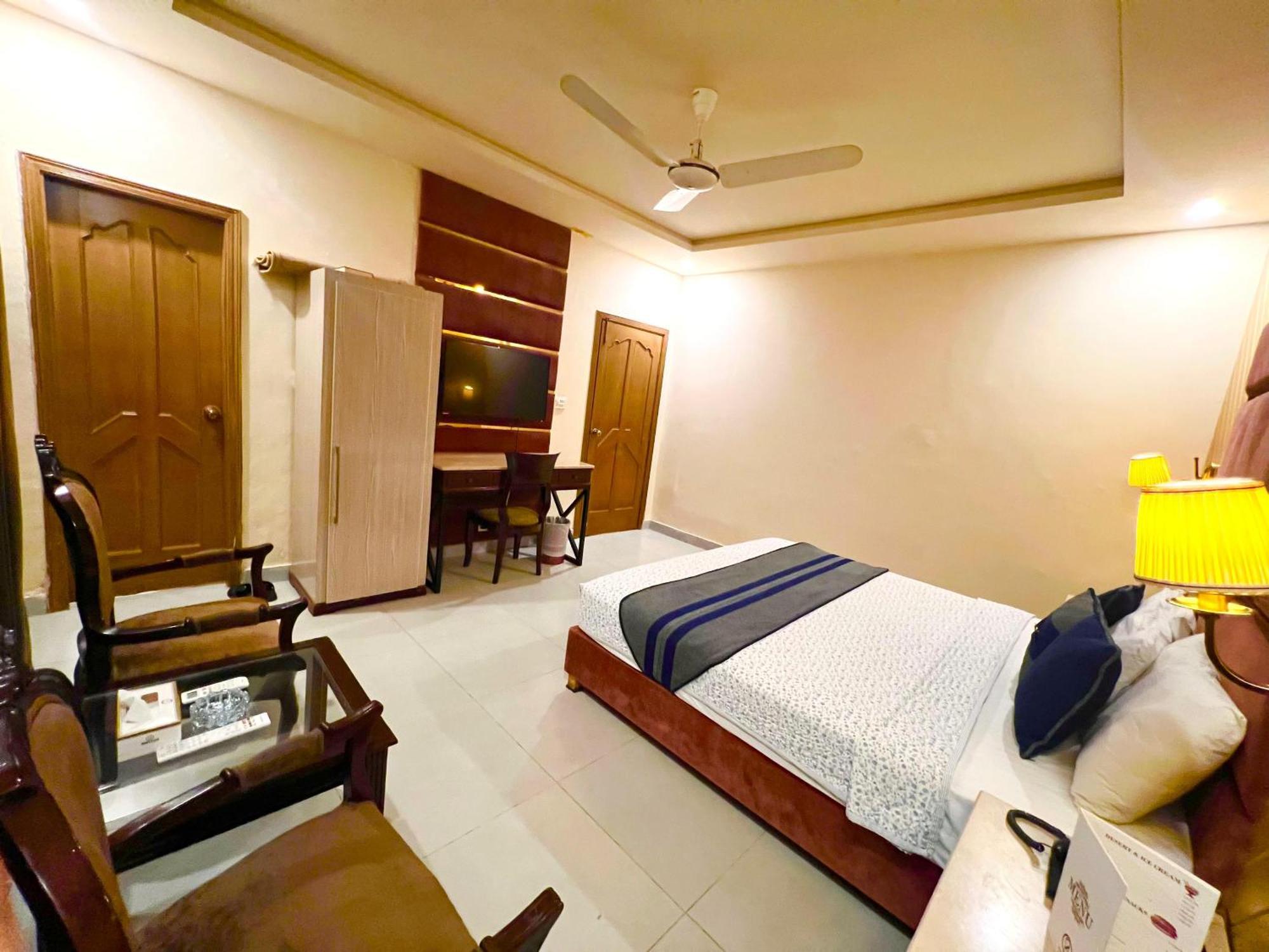Shelton Guest House Islamabad Bagian luar foto