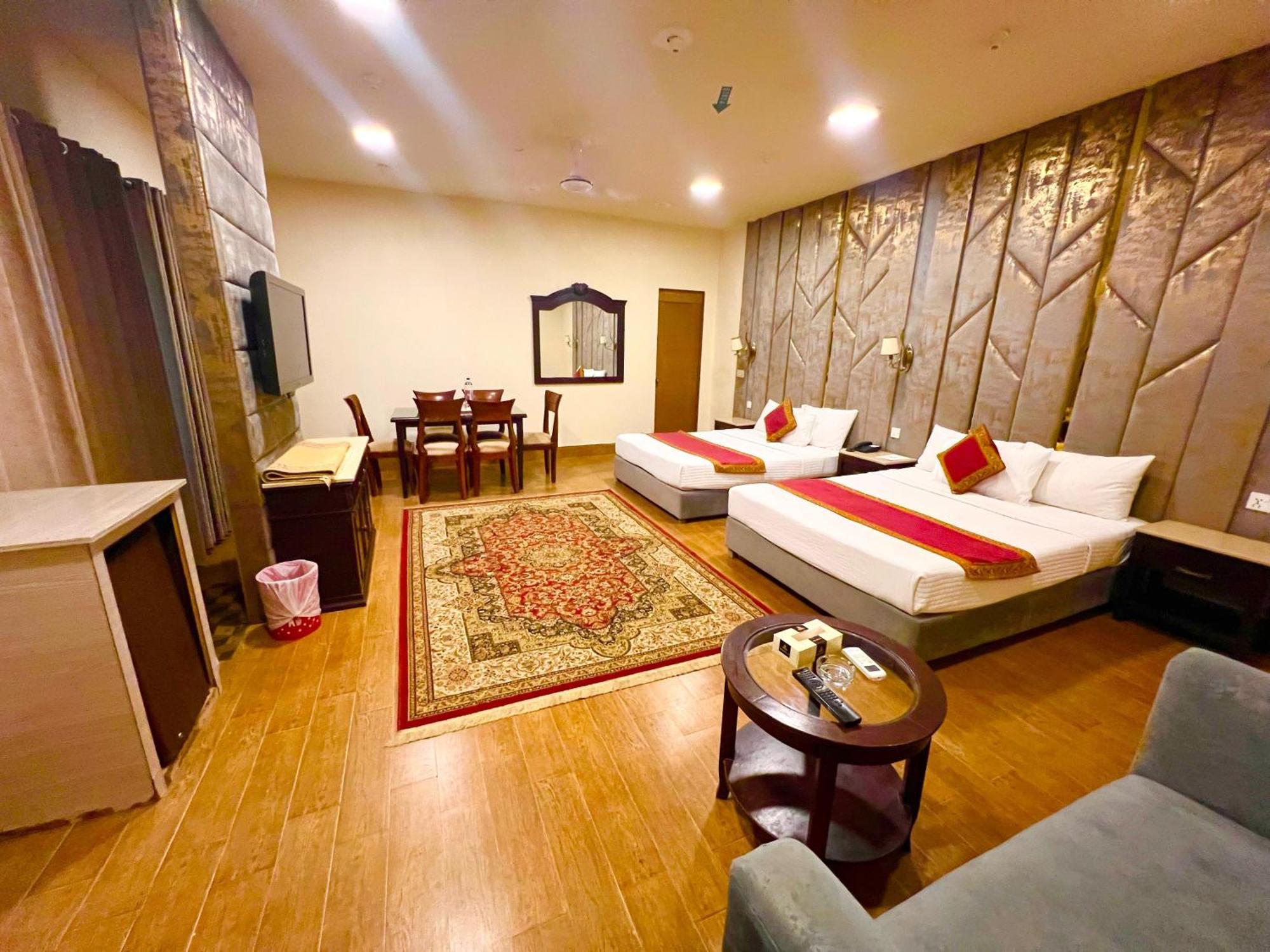Shelton Guest House Islamabad Bagian luar foto