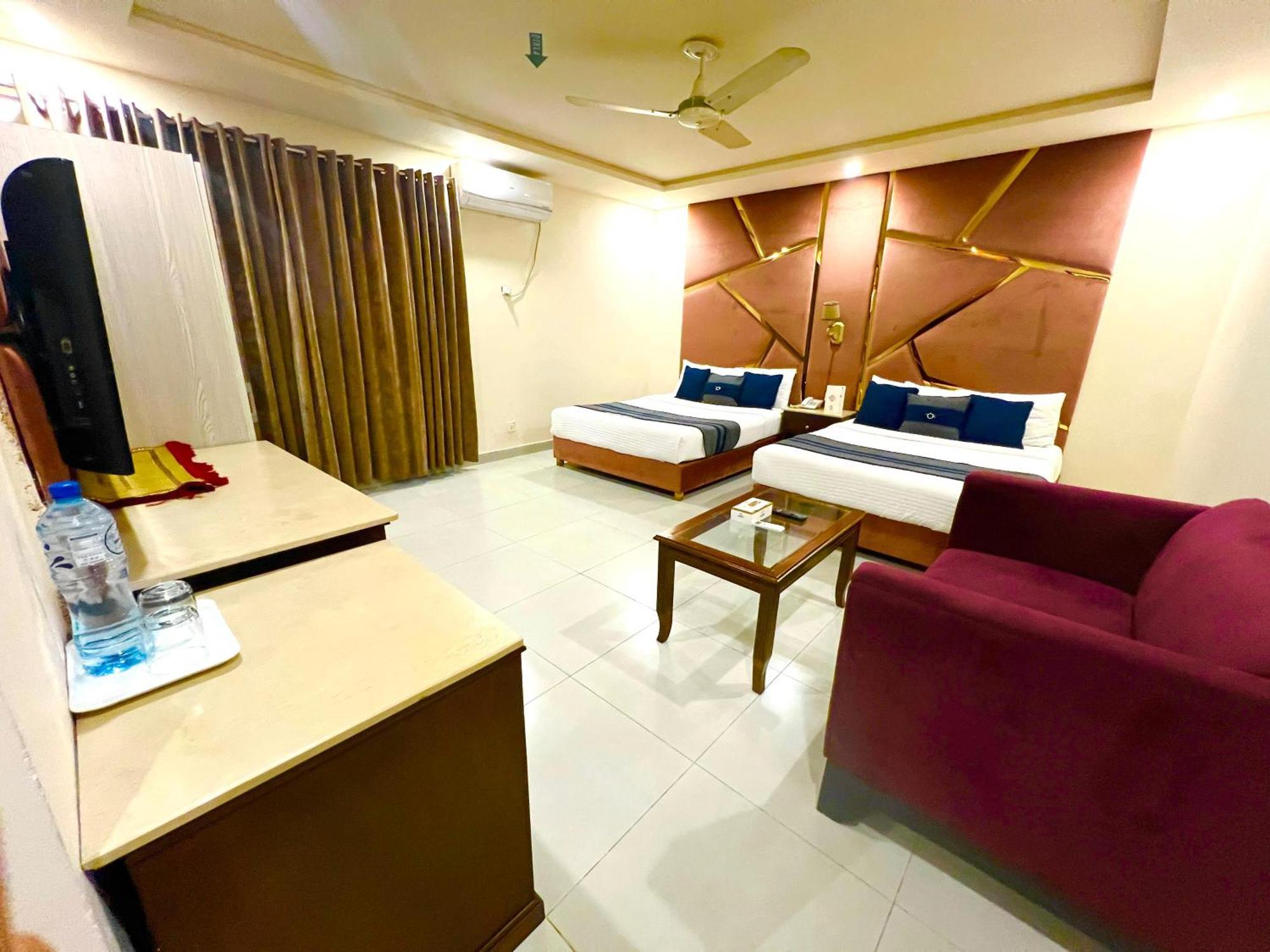 Shelton Guest House Islamabad Bagian luar foto