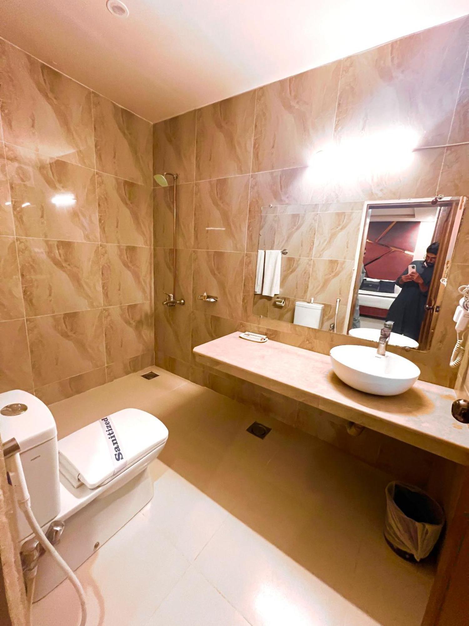 Shelton Guest House Islamabad Bagian luar foto